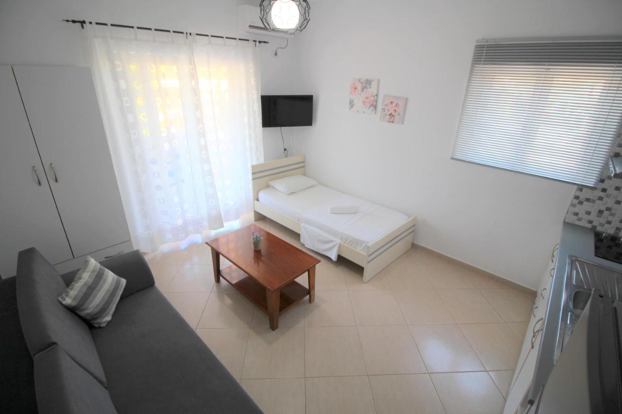 Gregory'S Apartments Ksamil Luaran gambar